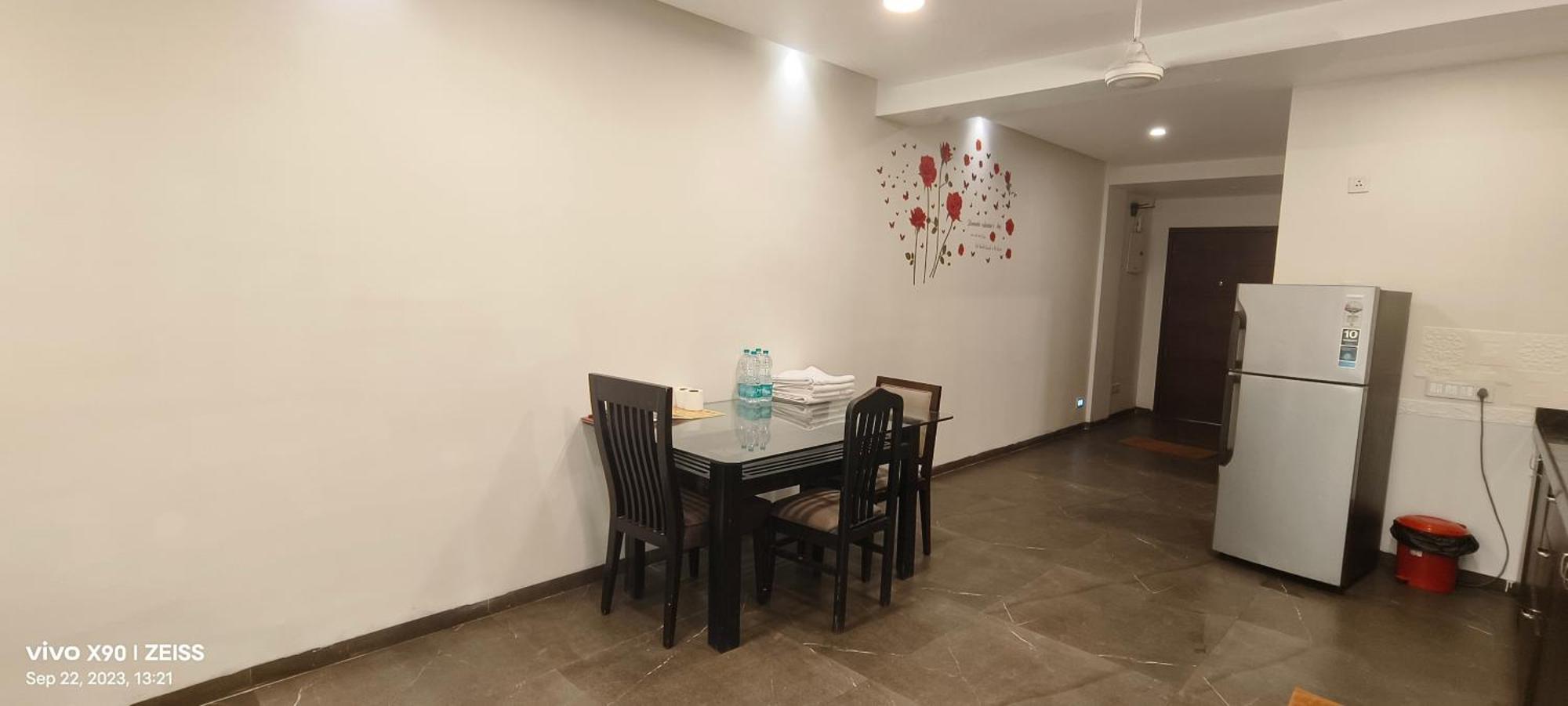 Aarju Luxurious Stay กาลังกูติ ภายนอก รูปภาพ